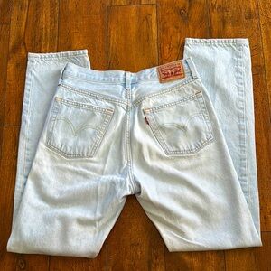 Levi's Blue Straight-Leg Jeans with Vintage Appeal